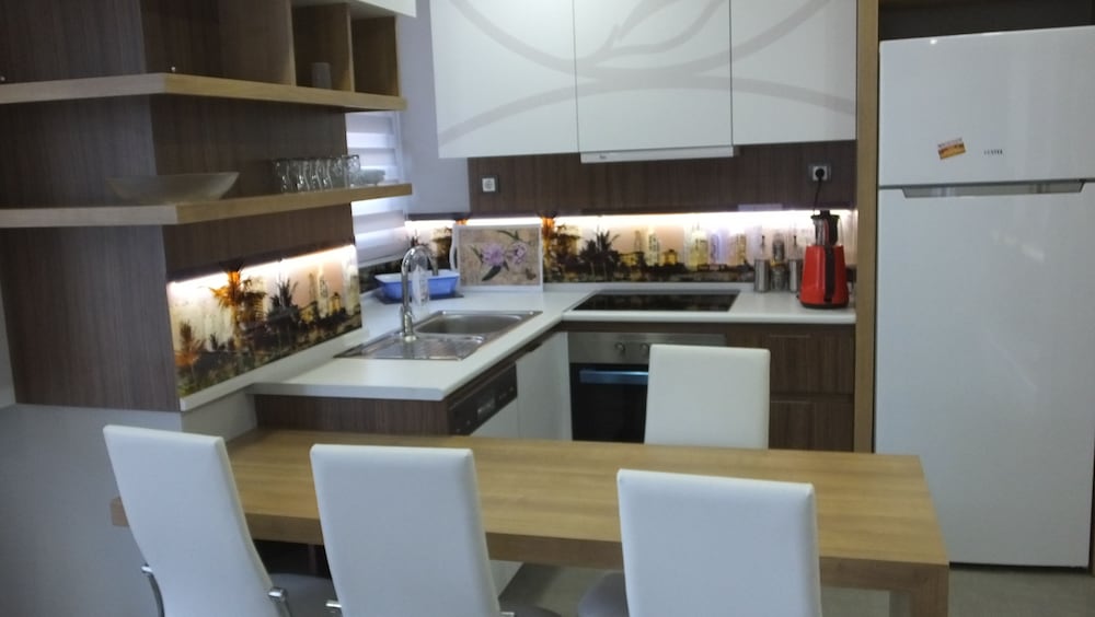 Hande Homes 18/39
