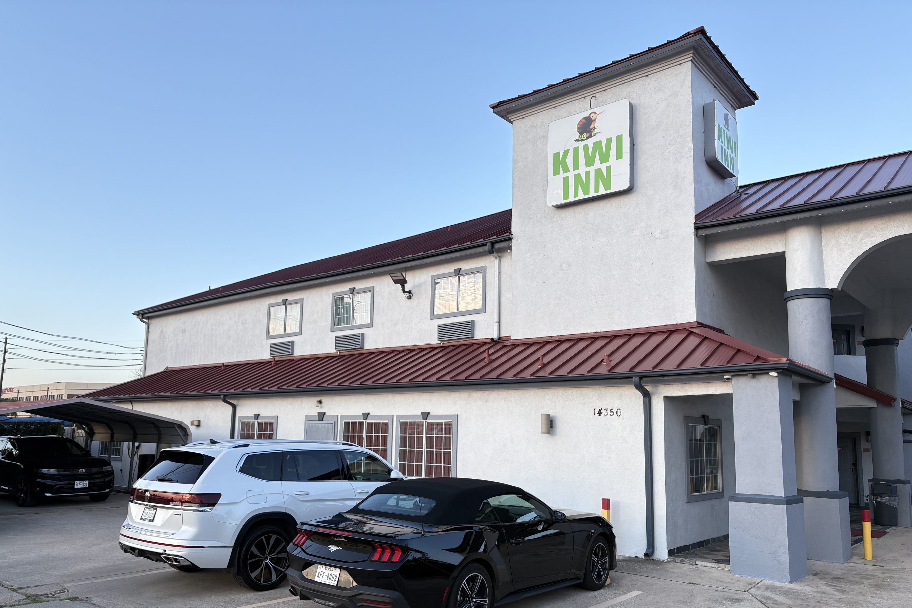 Kiwi Inn Capital O Houston - Hwy 249 35/50