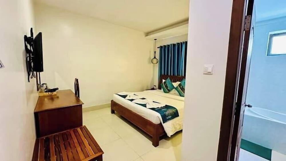 Holy Angkor Hotel 39/65