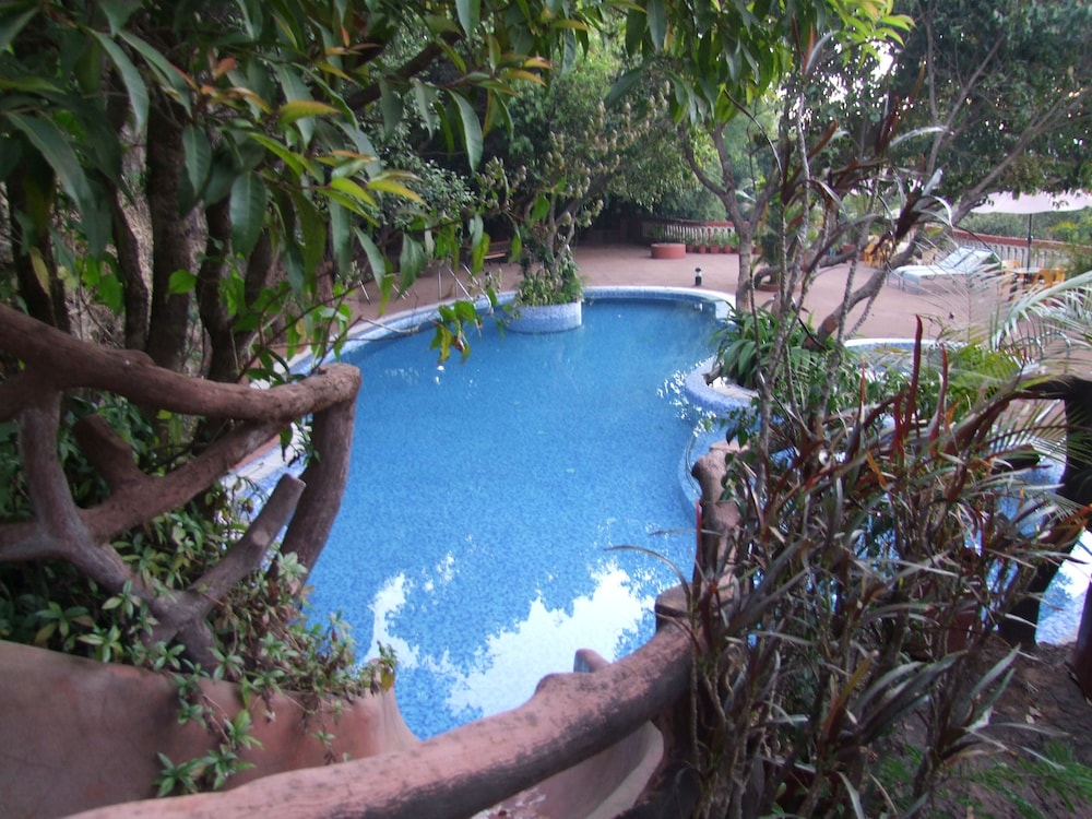 Bella Vista Resort 1/68