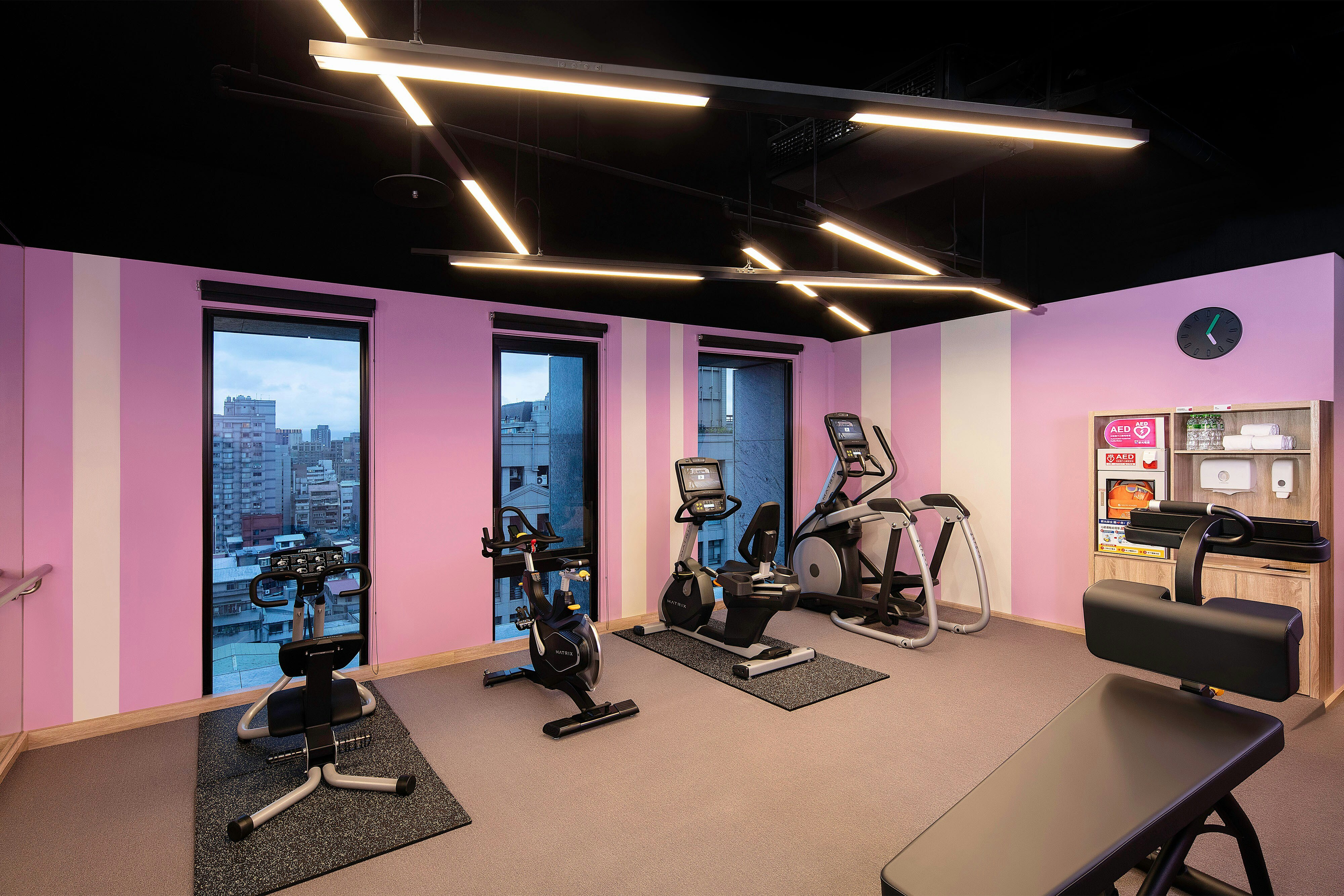 Aloft Taipei Zhongshan Hotel 19/36