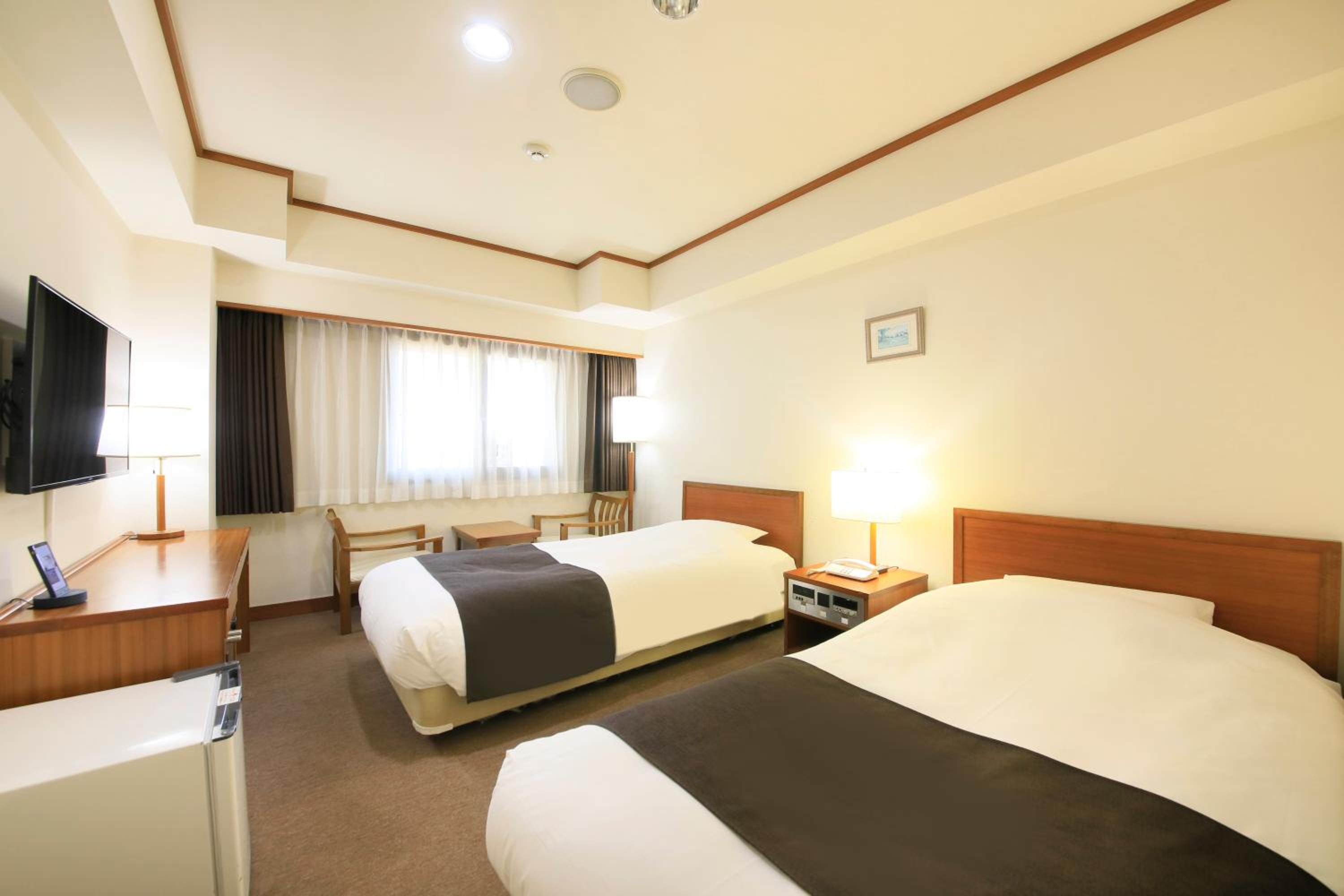 Room, Twin Beds