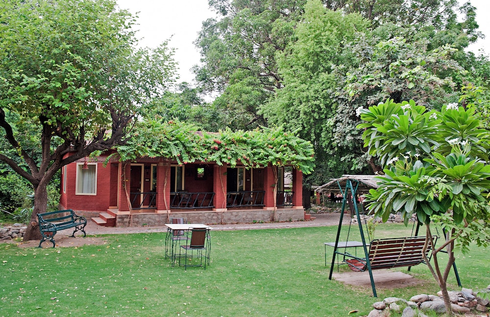 WelcomHeritage Maharani Bagh Orchard Retreat 43/47