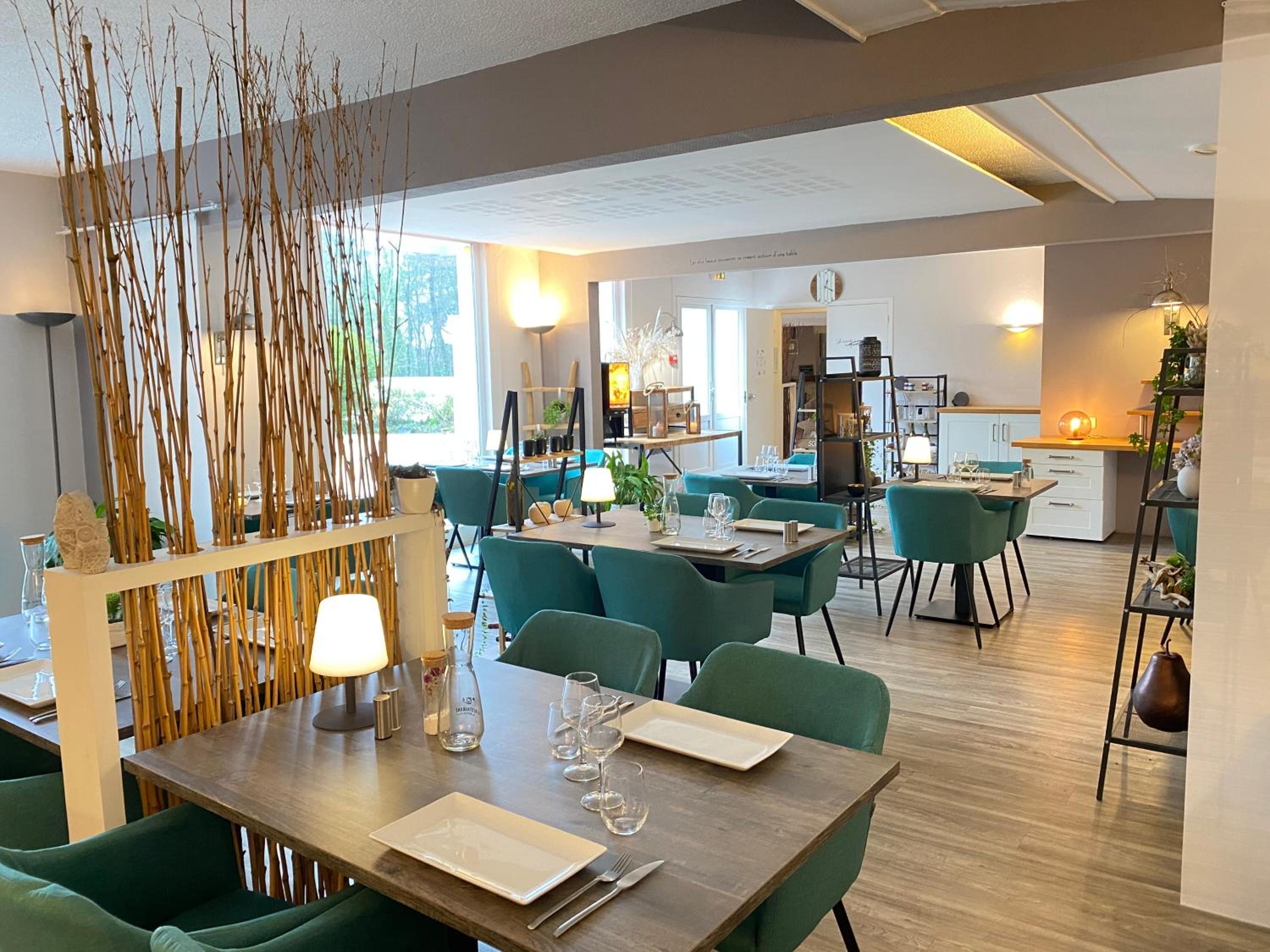 Latitude Ouest Hotel Restaurant Spa 35/50