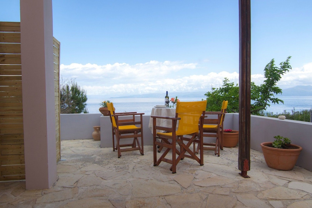 Paxos Sunrise 26/50