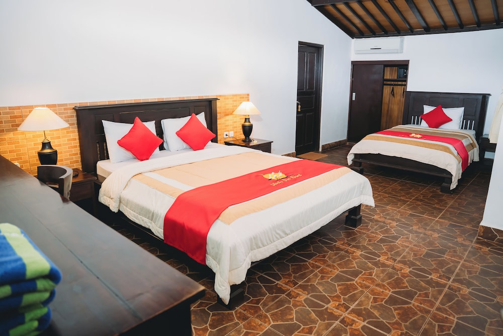 2 BEDROOMS, DELUXE, FAMILY, VILLA, 1 DOUBLE AND 1 SINGLE BED