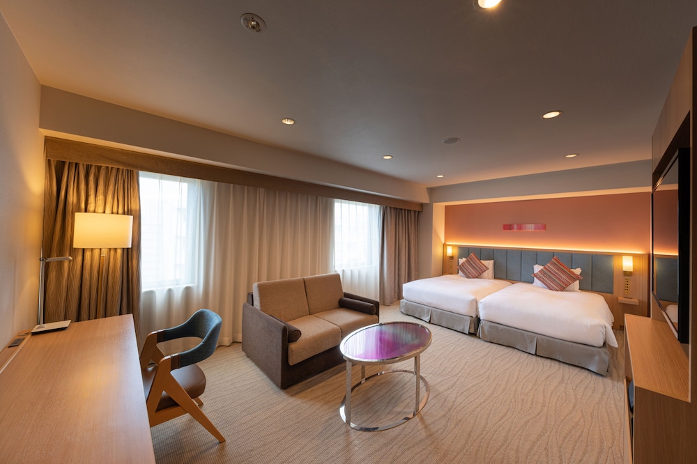 DELUXE, TWIN BEDS
