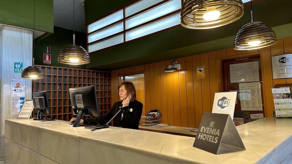 Evenia Monte Alba Hotel 7/53