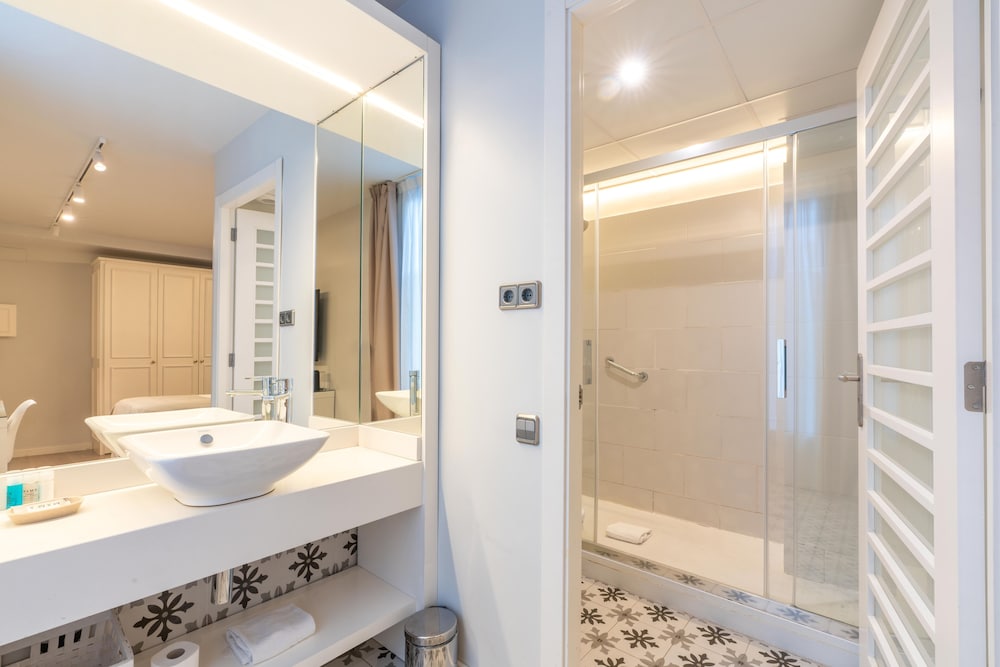 Serennia Fira Gran Via Exclusive Rooms 30/47