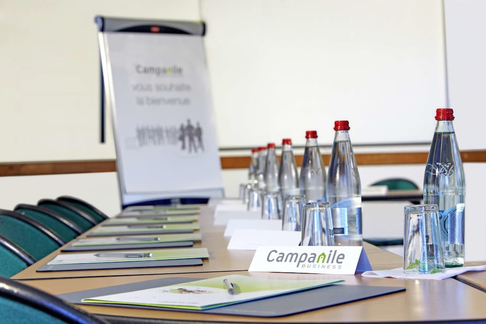 CAMPANILE CALAIS 39/47