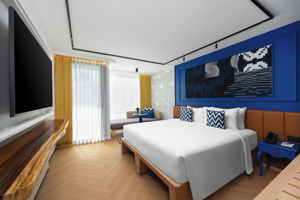 TRIBE ESSENTIAL, KING BED