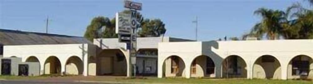 Citrus Motel 20/24