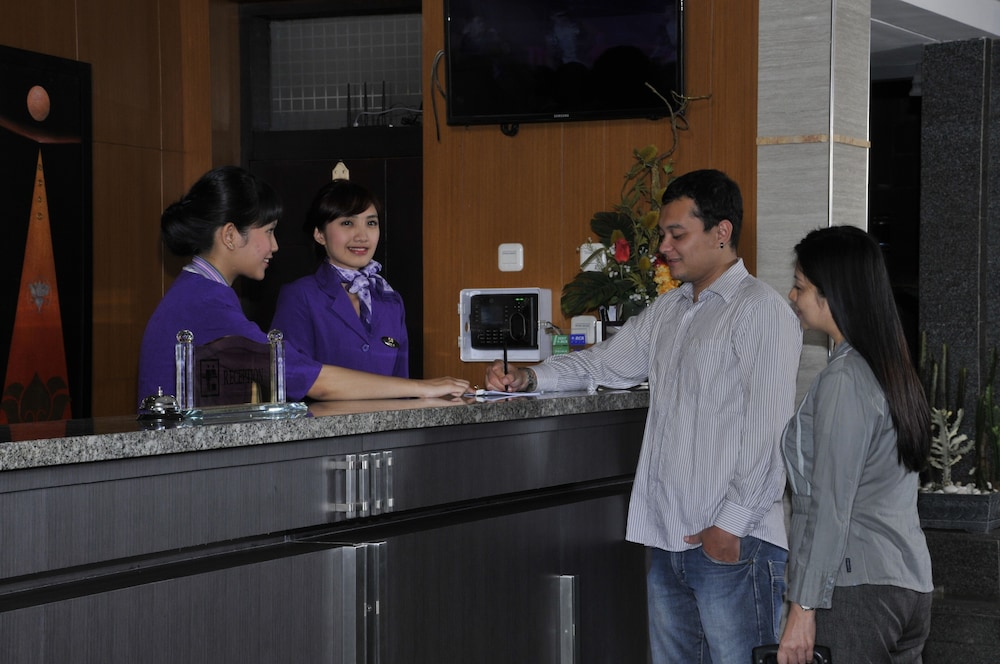 Hotel Victory Bandung 8/45