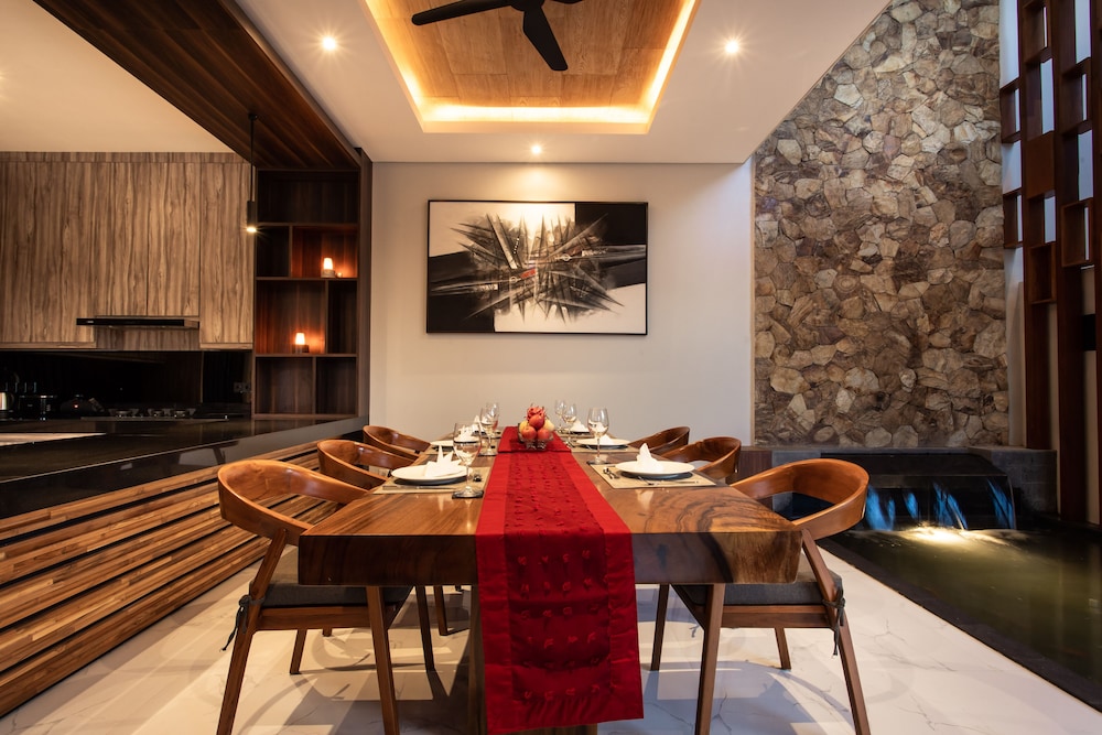 The Amarta Villa 36/46