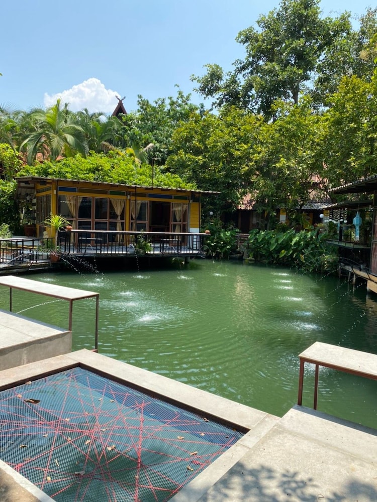 Viewdoi Art and Resort 55/58