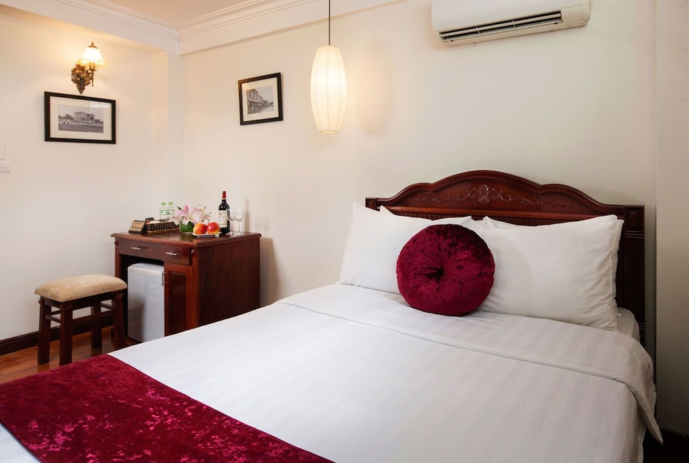 Hanoi Golden Moon Hotel 18/38