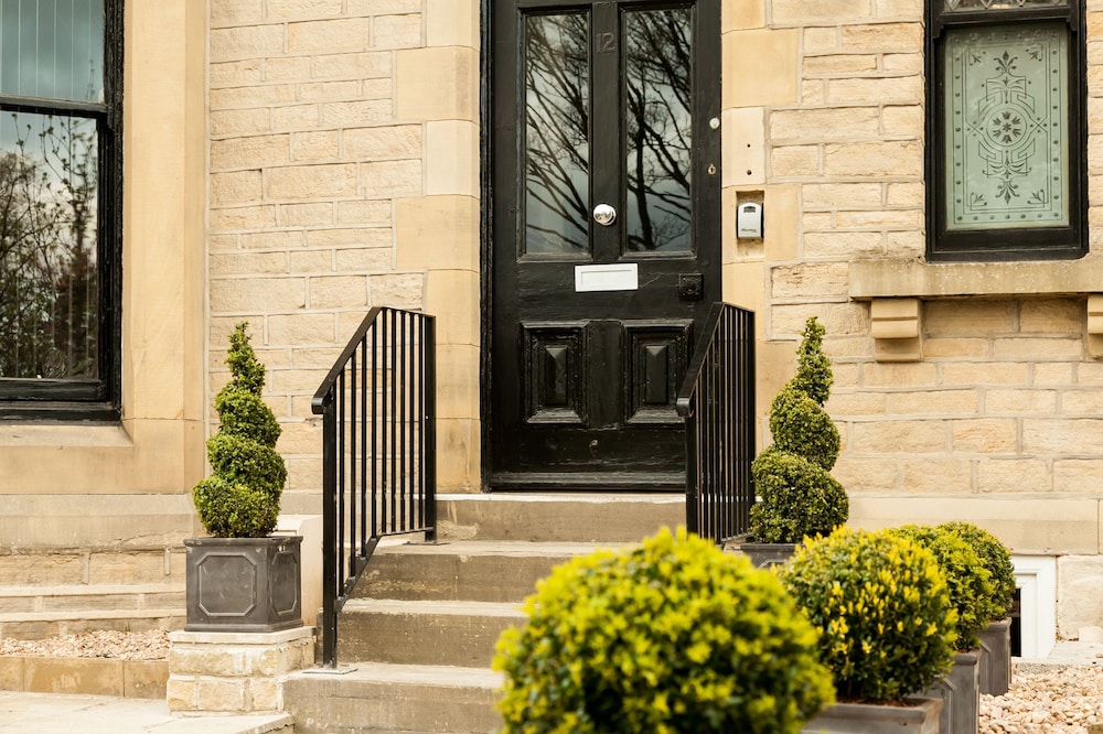 Townhouse No 12 27/29