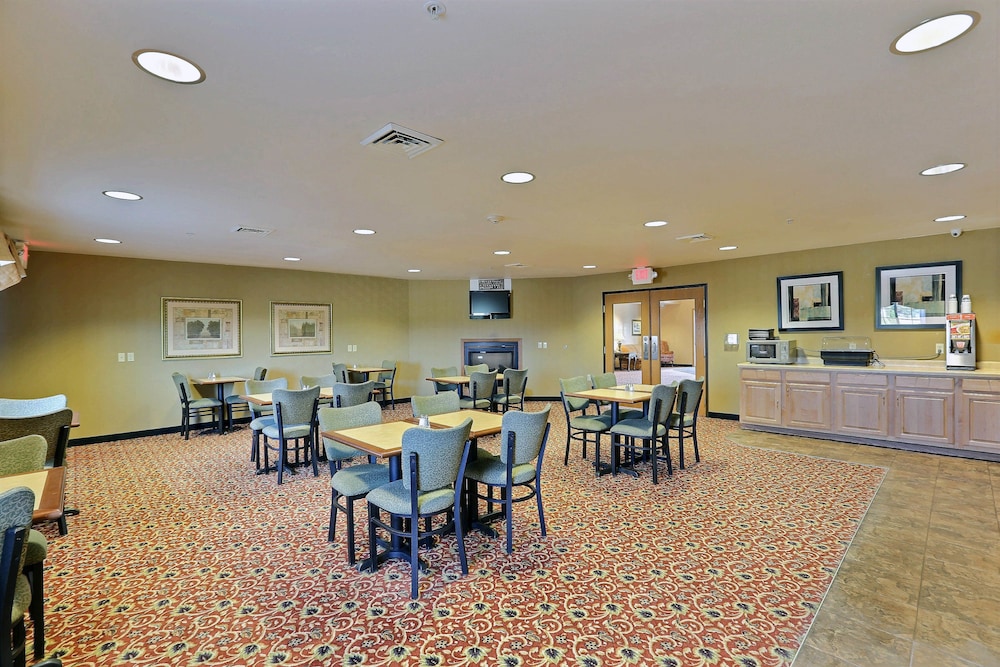Boarders Inn Amp Suites 47/63
