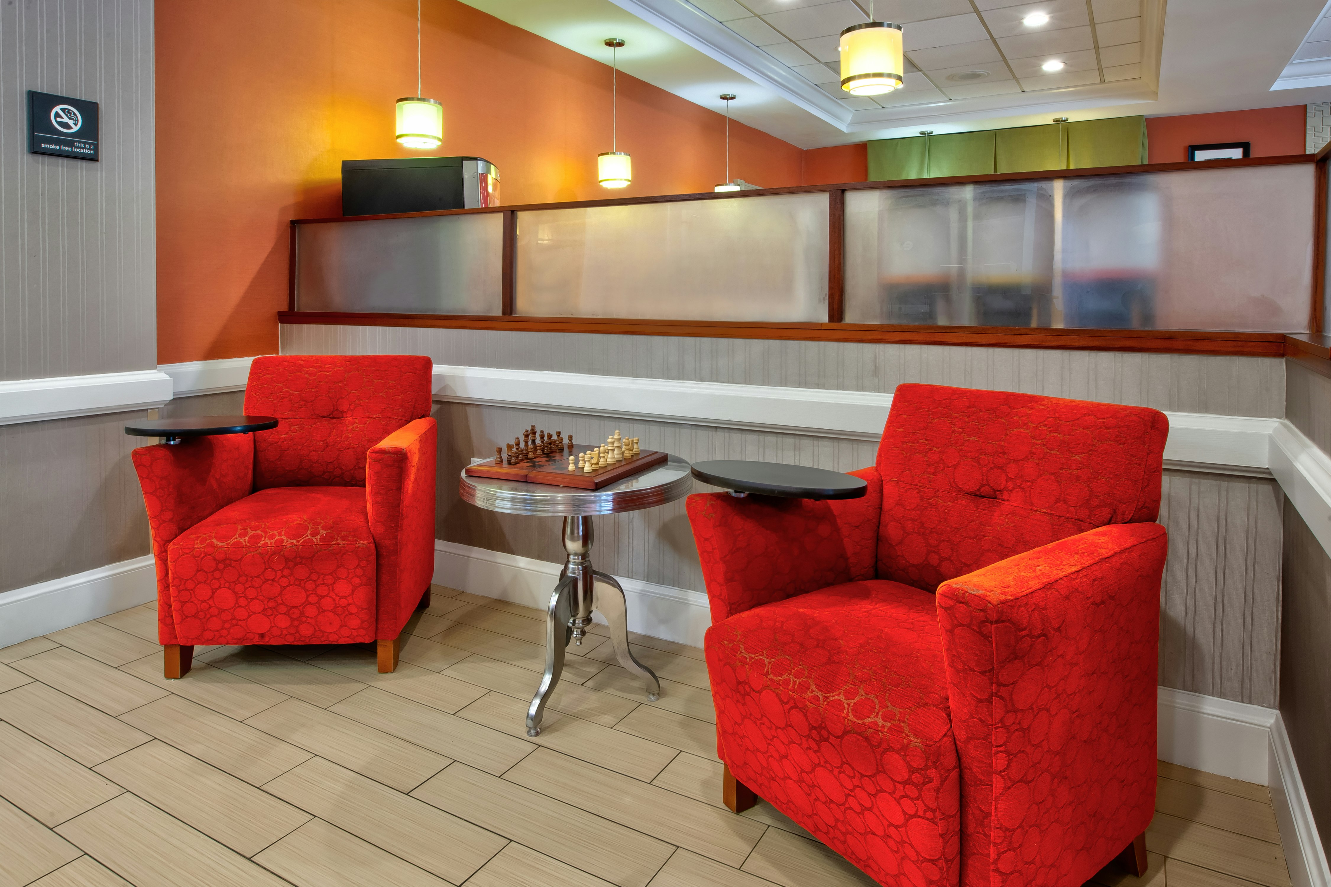 Hampton Inn College Park 15/34