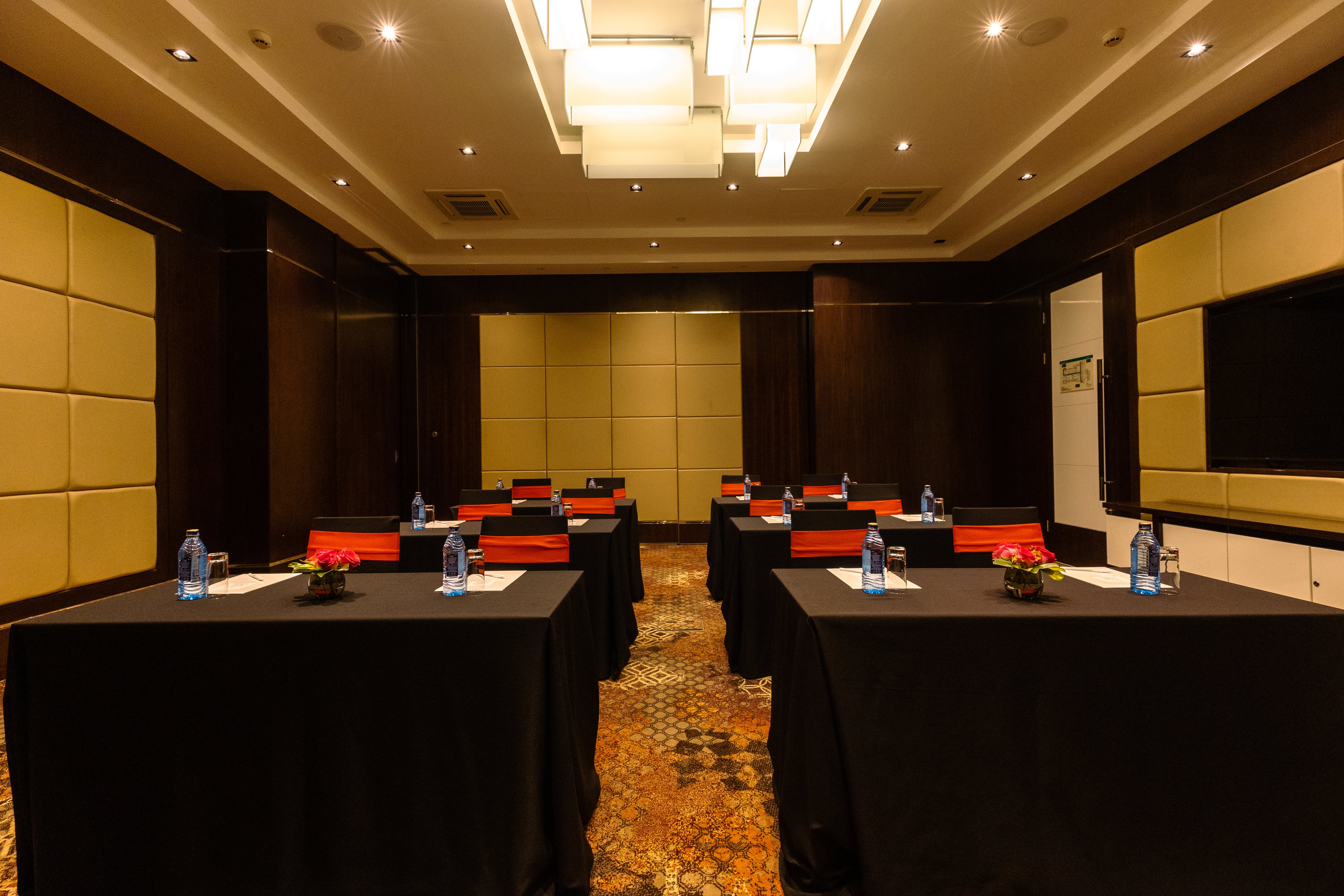 Crowne Plaza Nairobi Airport 66/78