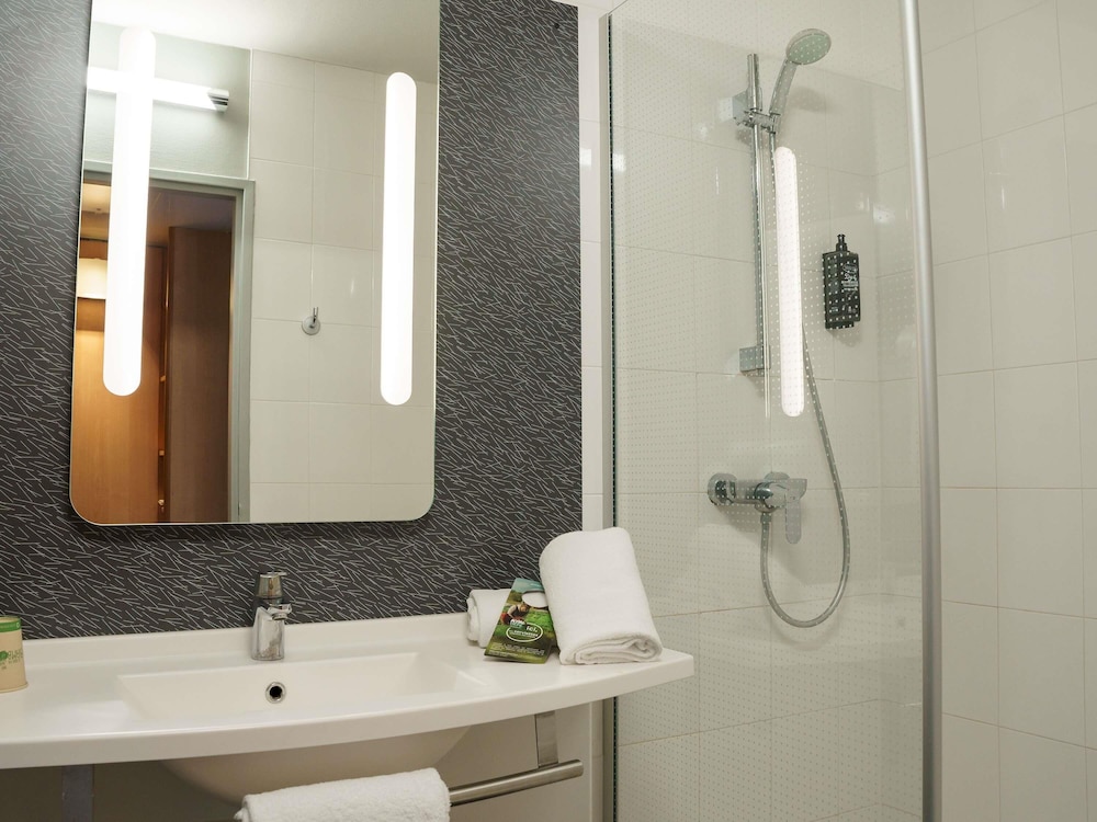 Ibis Ales Centre Ville 43/46