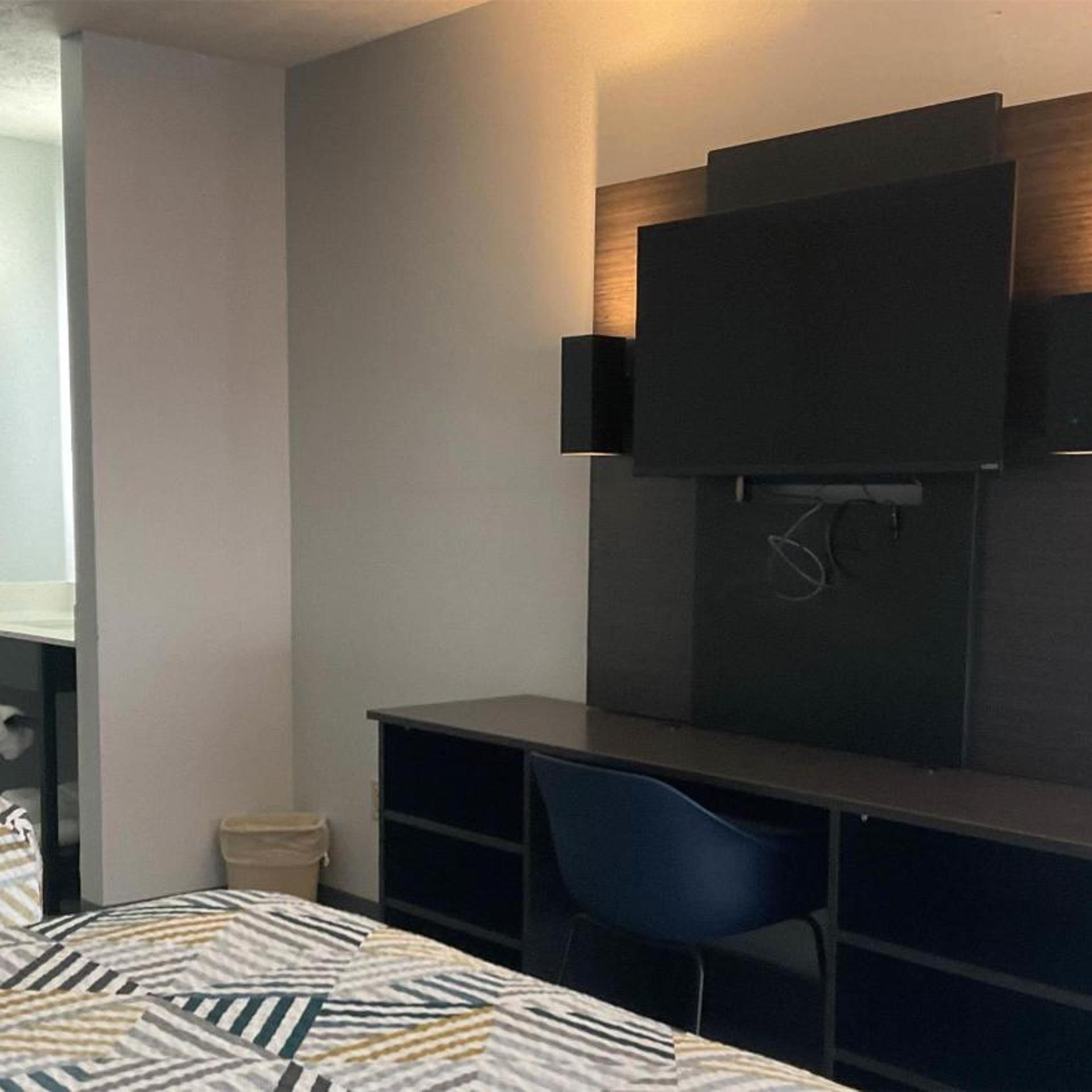 Motel6 Omaha, NE - IAT West 24/38