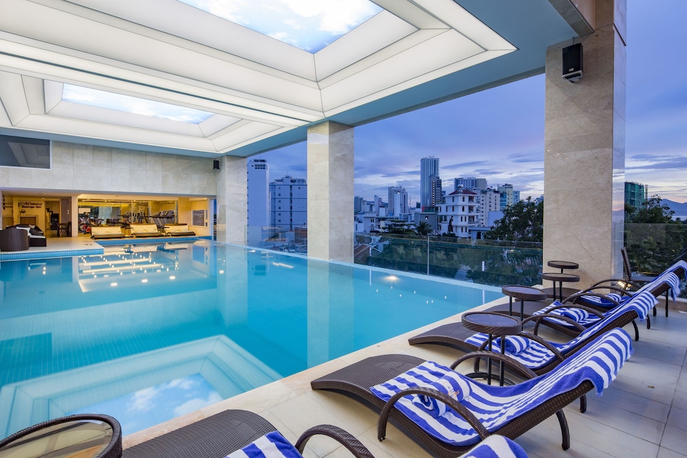 Dendro Gold Hotel 37/68