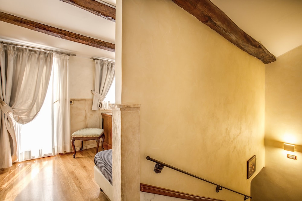 Pantheon Rooms 31/32