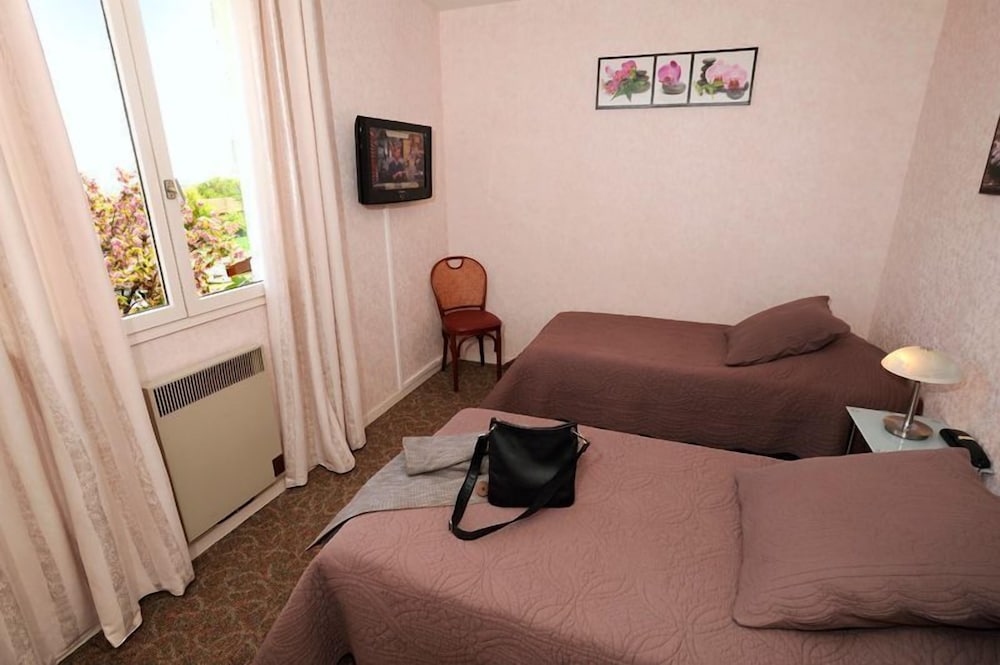 Hotel Des Grands Vins 35/62