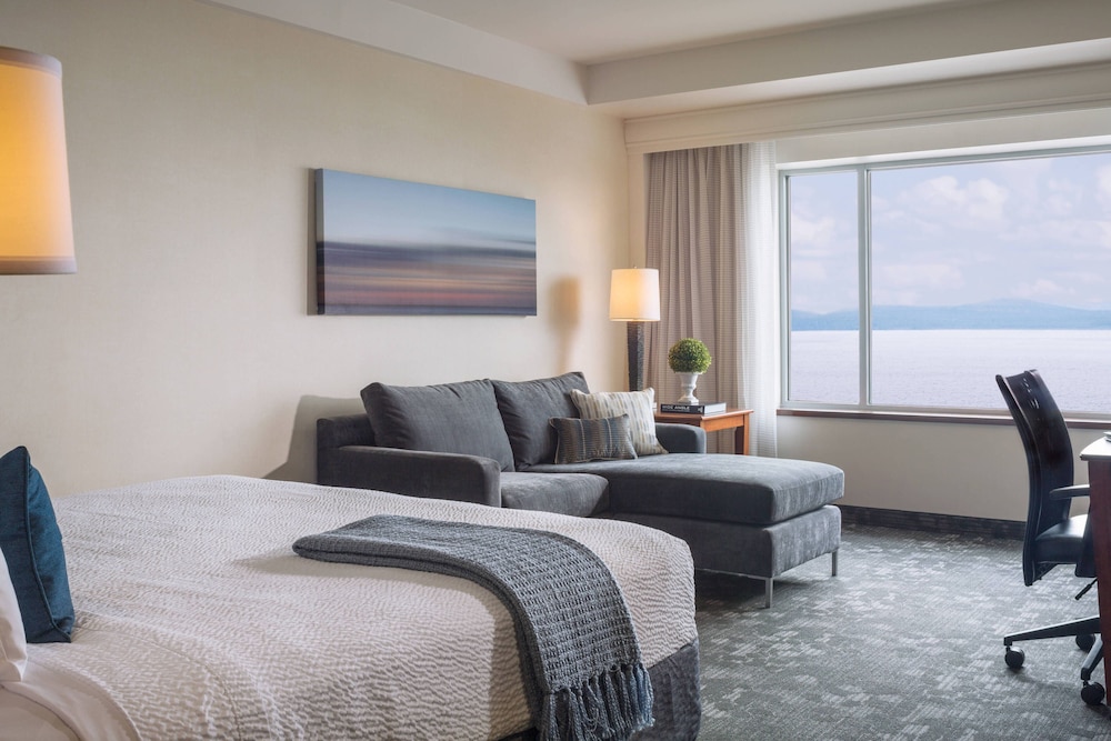 Courtyard Marriott Burlington Harbor 11/48
