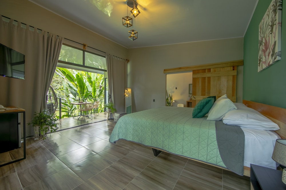 JADE, VILLA