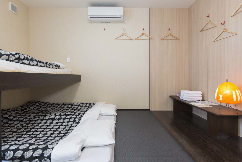 Fujitaya Bnb 9/50