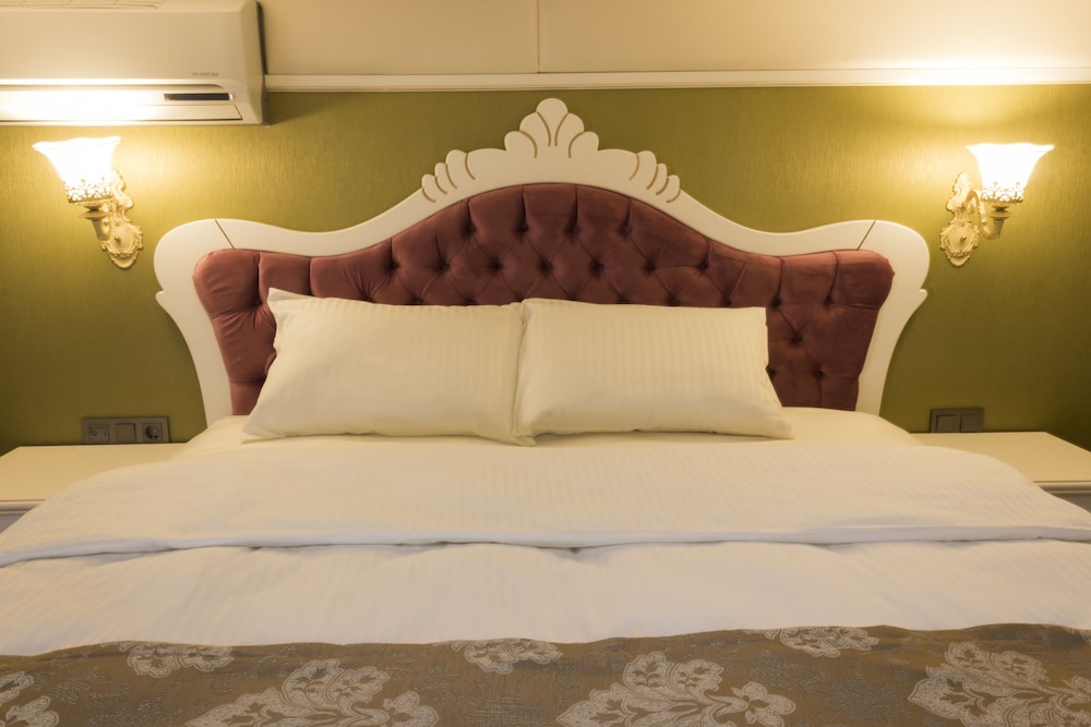 Yildiz Life Hotel 70/72