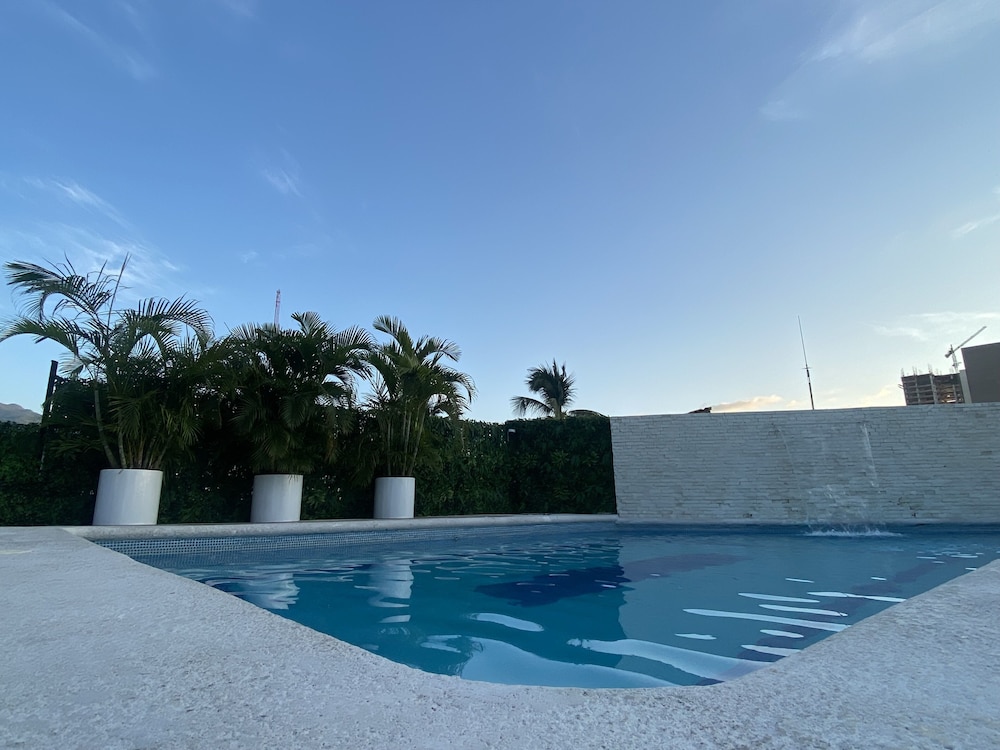 Hotel Suites Mar Elena 28/32