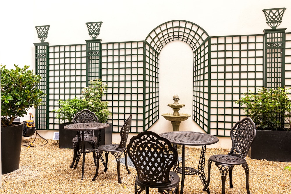 Villa Mademoiselle 24/38
