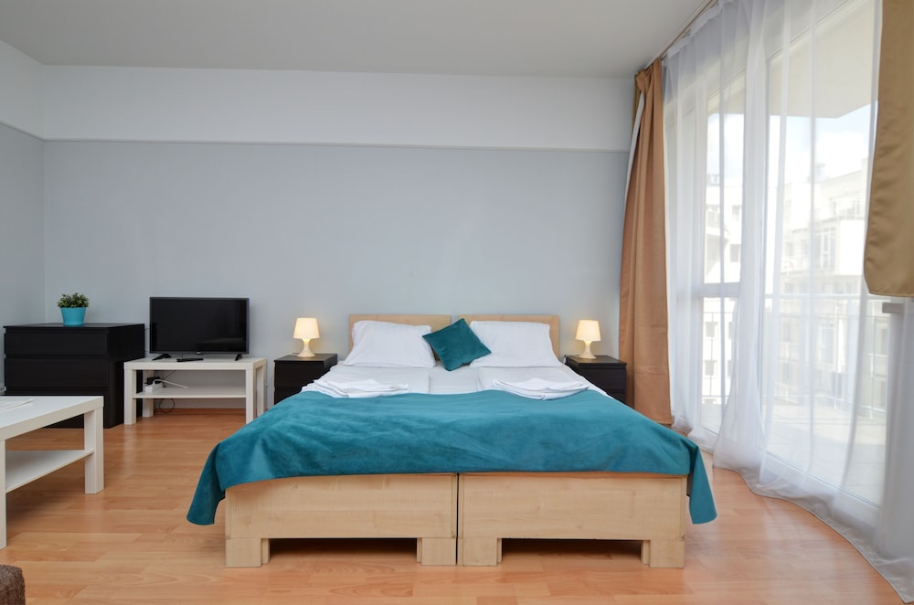 Agape Apartments 12/68