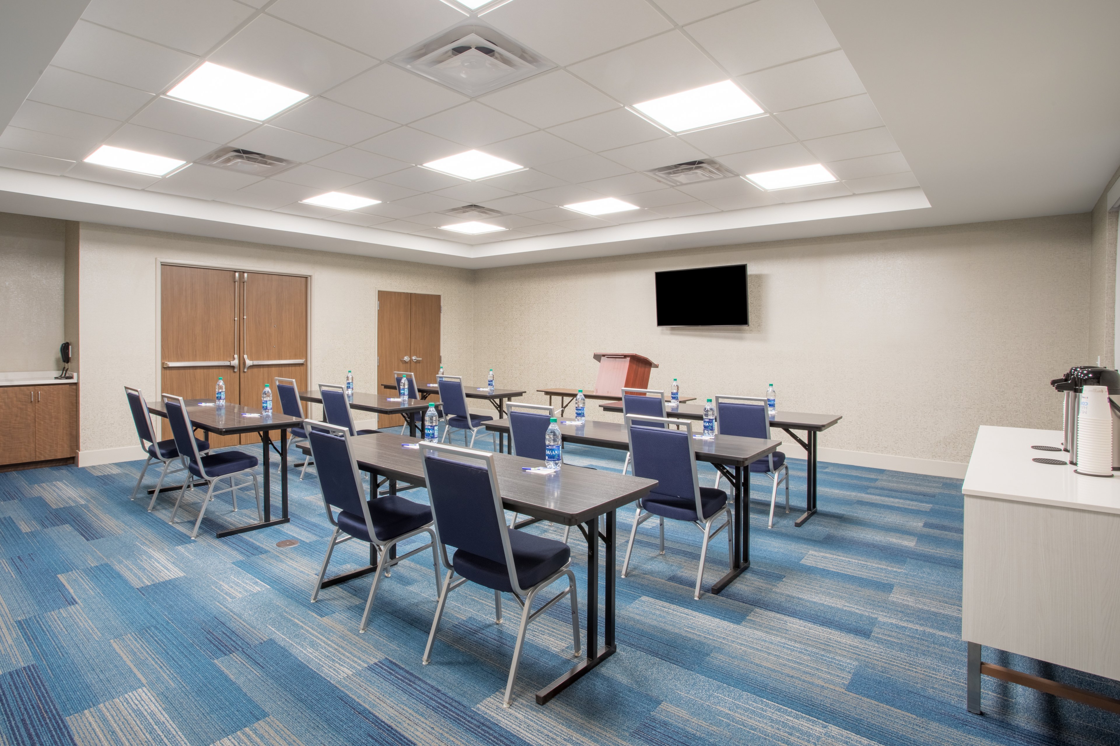Holiday Inn Express Suites Owings Mills Baltimore Area 43/53