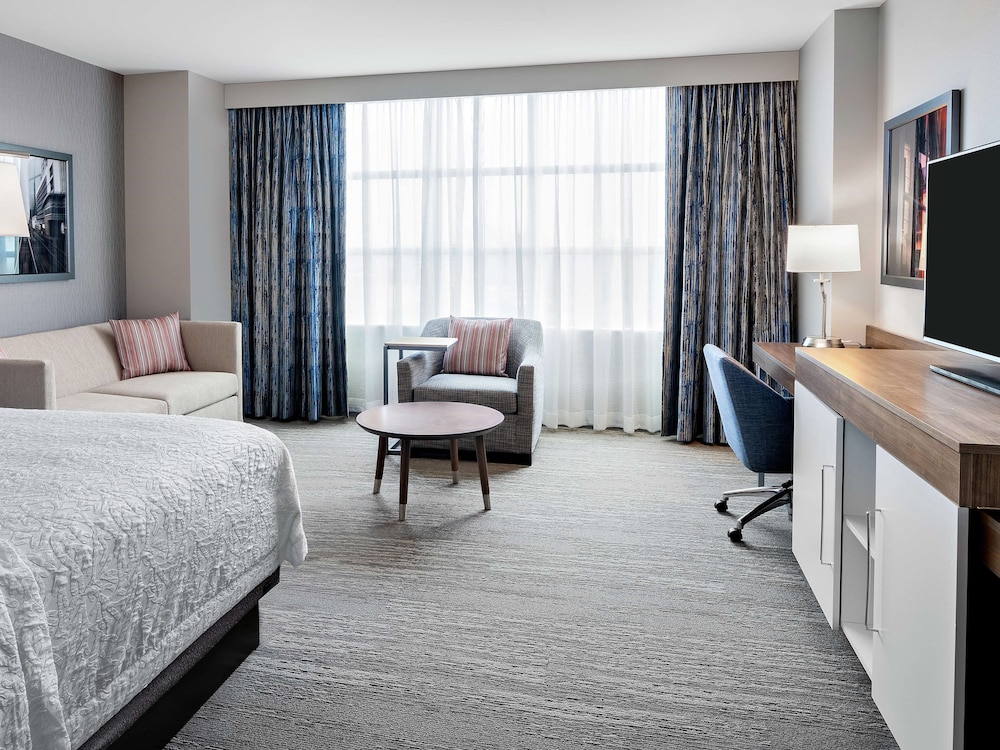 Hampton Inn Chicago Mccormick Place Il 23/80
