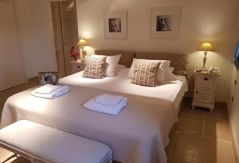 Thermesea Luxury Lodge 20/68