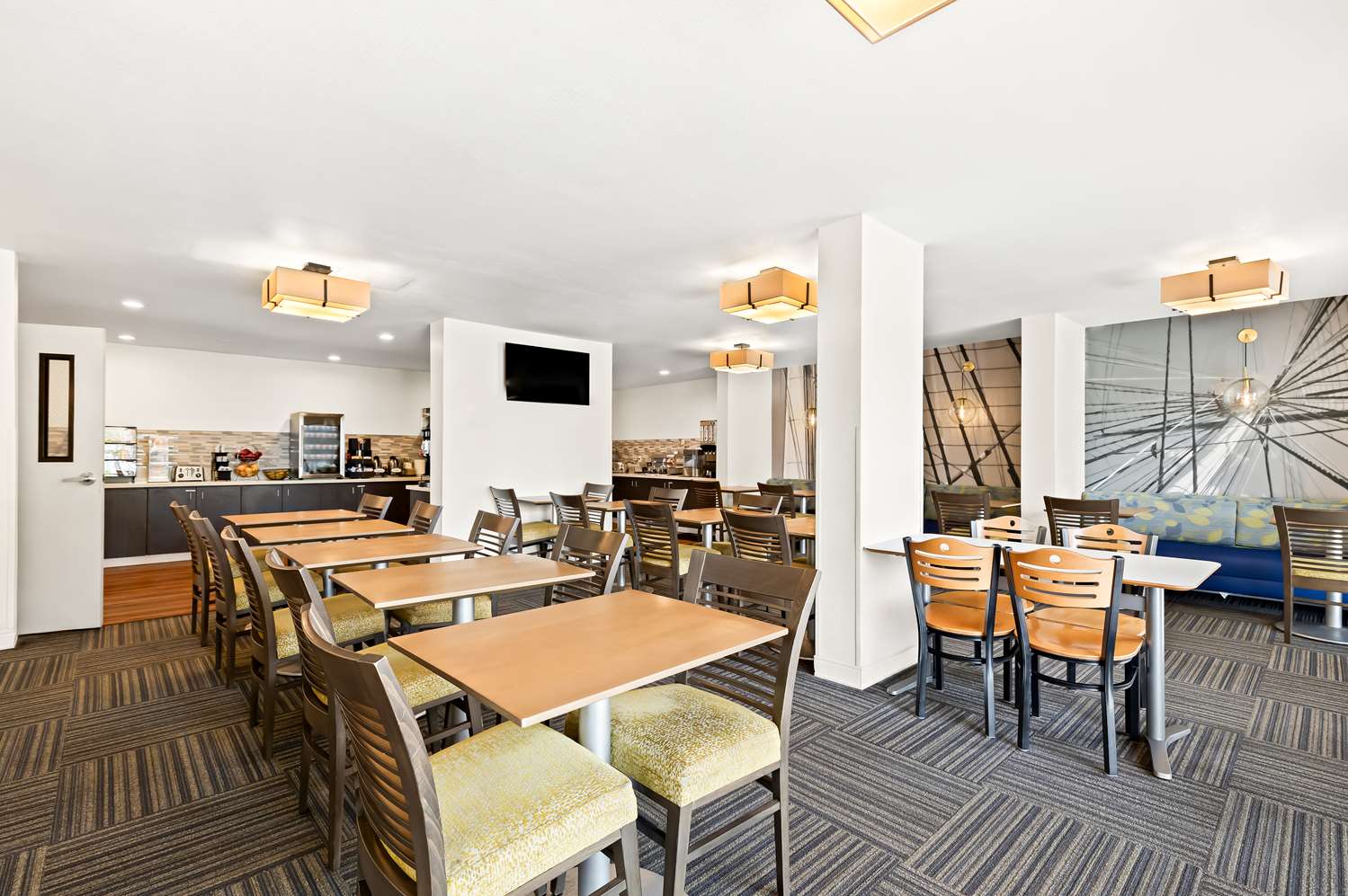 Best Western Yacht Harbor Hotel 30/36