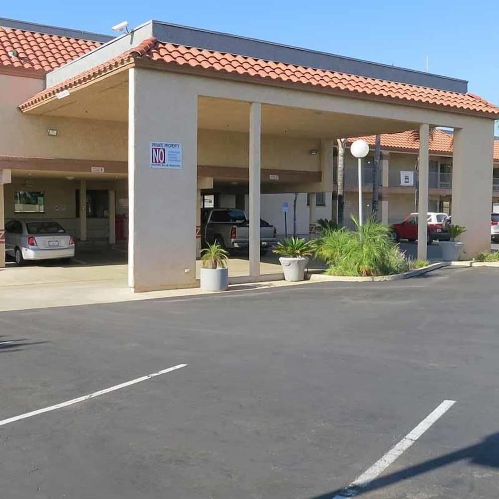 Calimesa Inn Motel 40/46