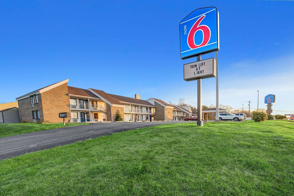Motel6 Hillsville, VA 42/50