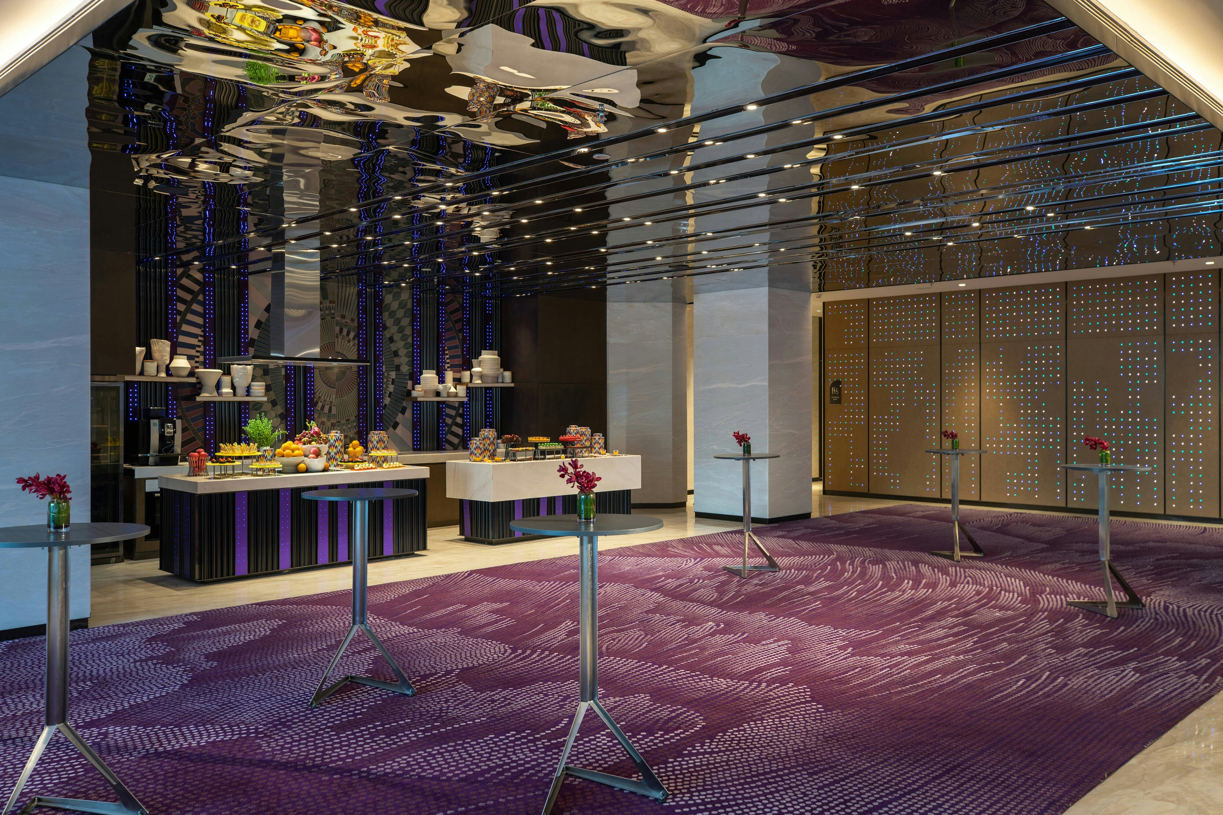 Renaissance Nanning Hotel 14/23