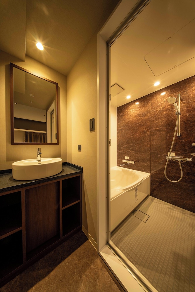 New Osaka Hotel 39/63