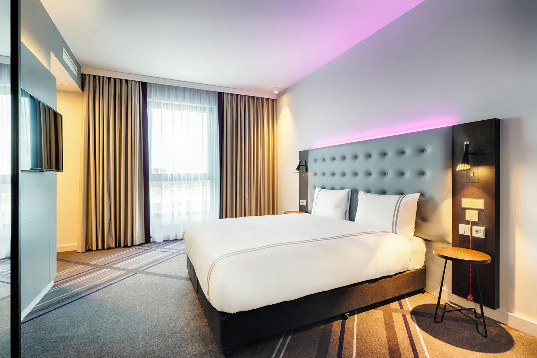 Wet, Double Bed, Accessible