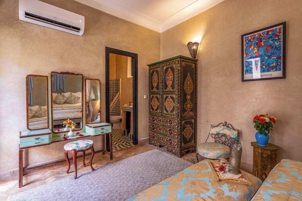 Riad Saba 37/64