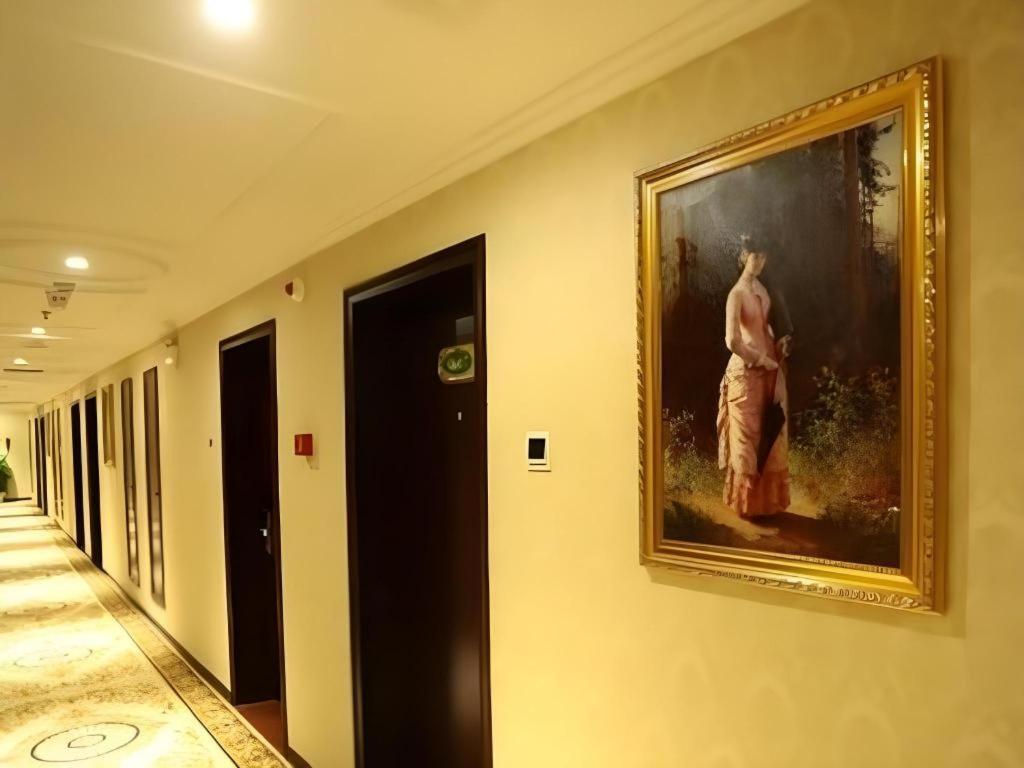 Vienna Hotel (Yangzhou Wenchang Pavilion) 18/40