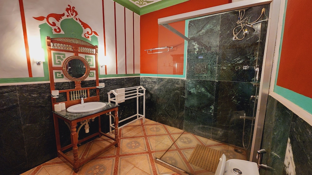 CASA ANJUNA 11/72