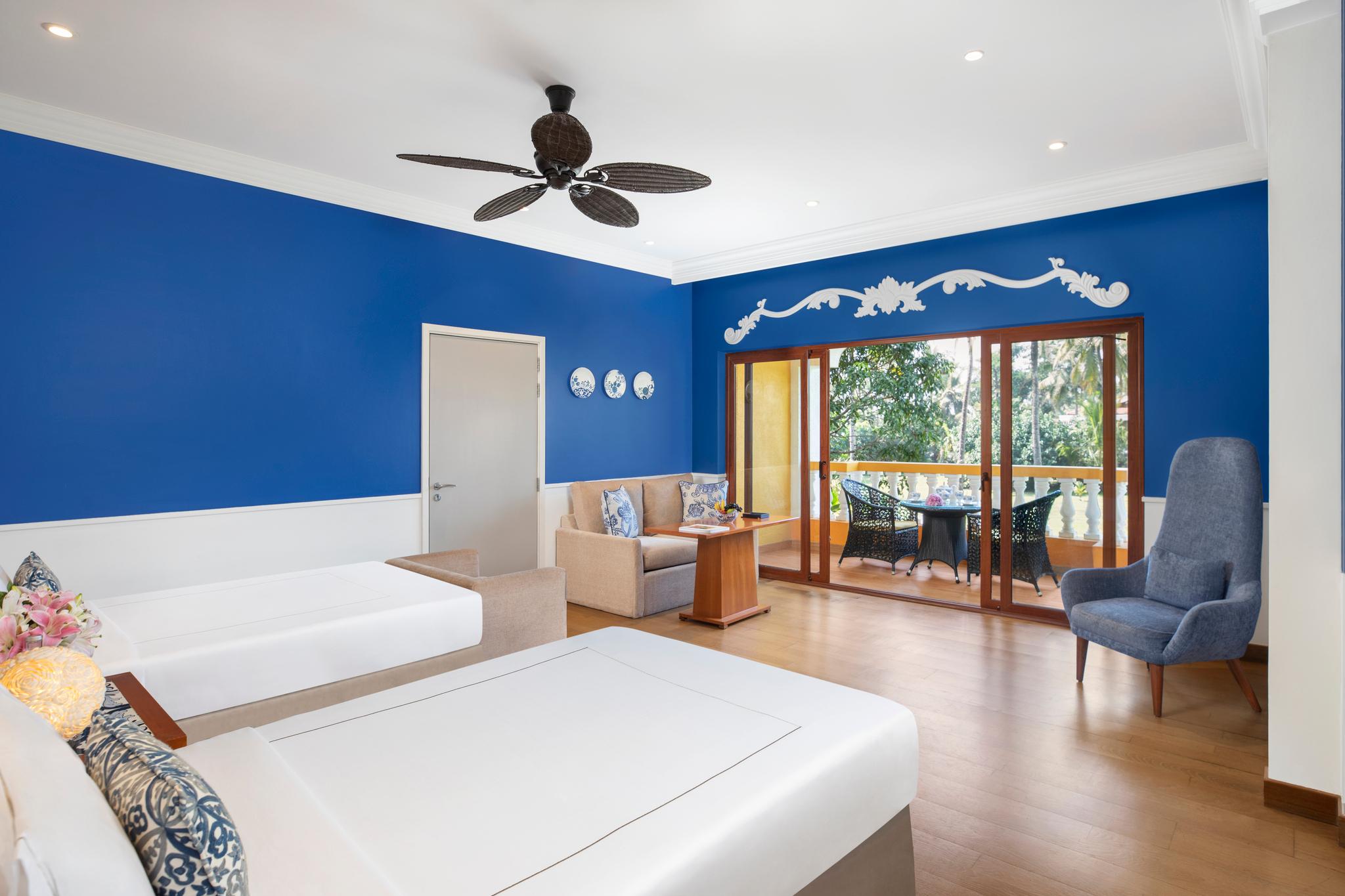 Exotic, Double or Twin Bed