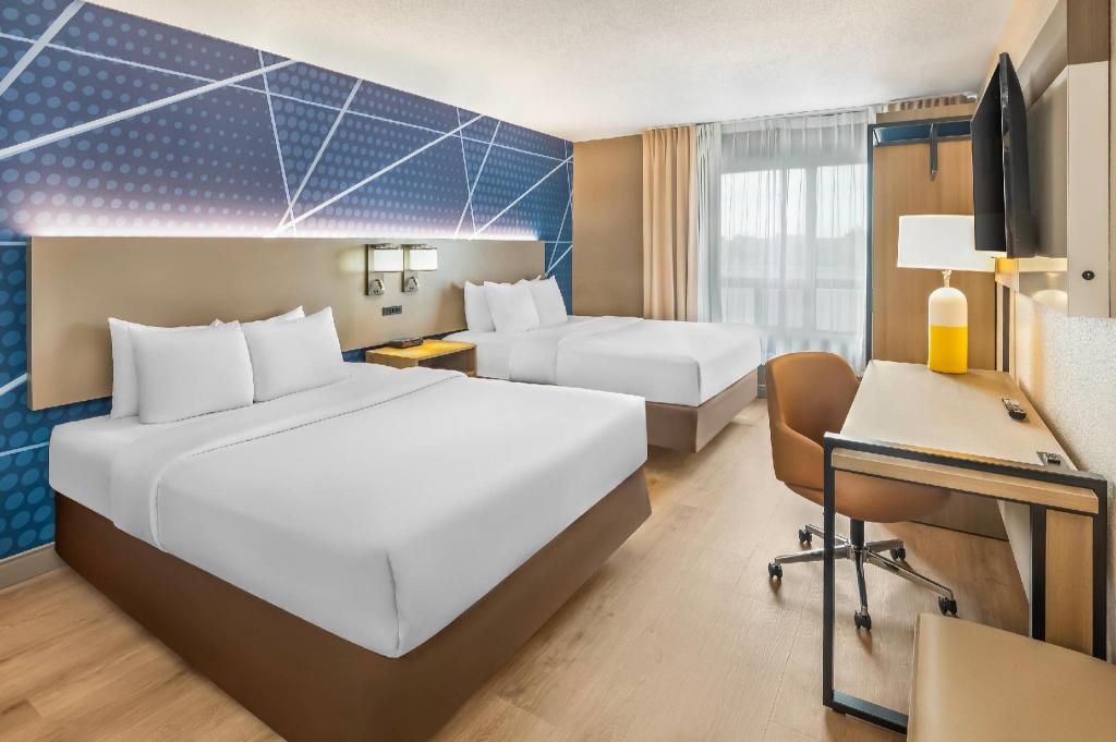 Upgrade, 2 Queen Beds
